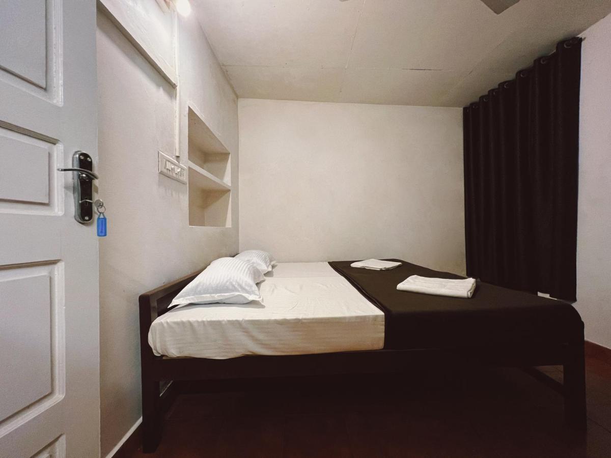 Bunk House Fort Kochi Bagian luar foto